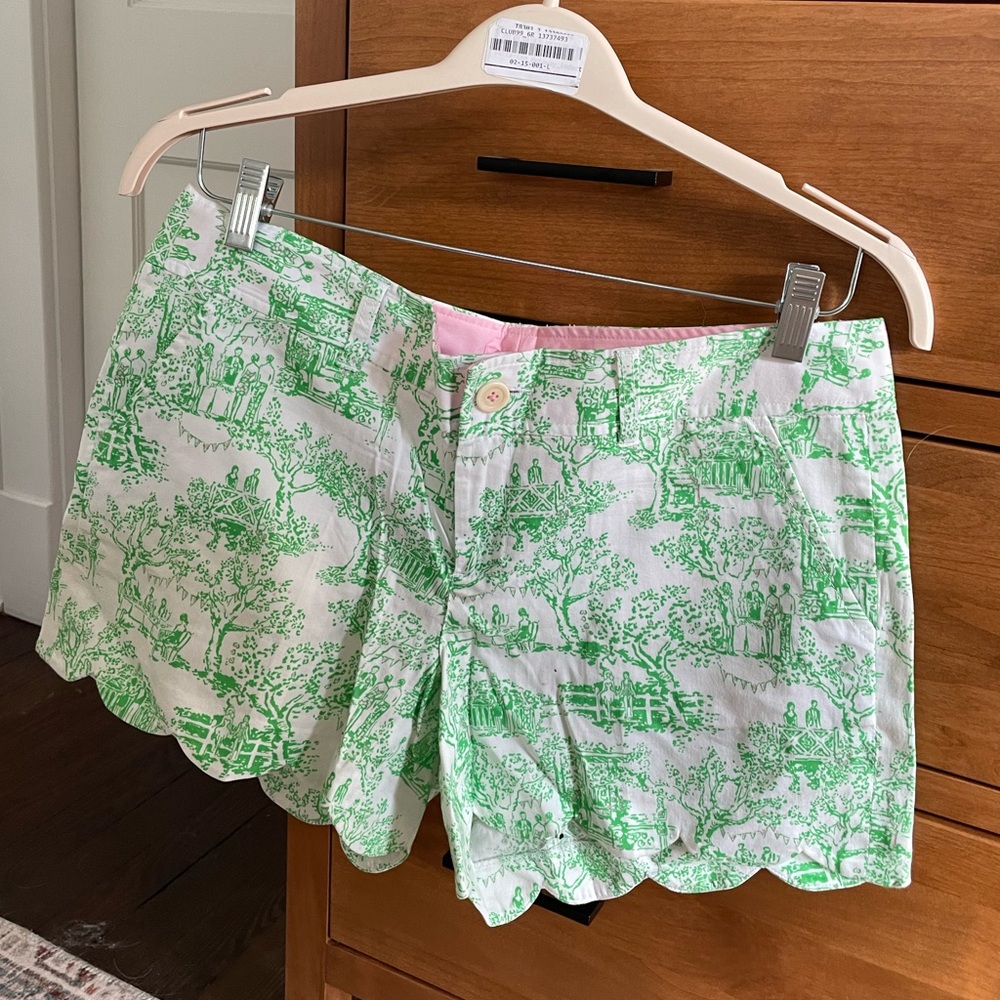 Lilly Pulitzer buttercup shorts - green and white toile